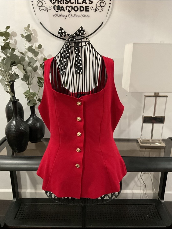 Tops - Red Peplum Button Tank Top